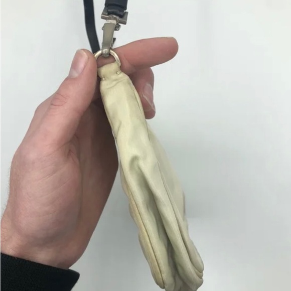 Vintage prada baguette - Picture 8 of 10